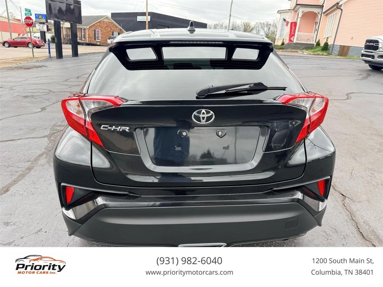 Toyota C-HR XLE 2019