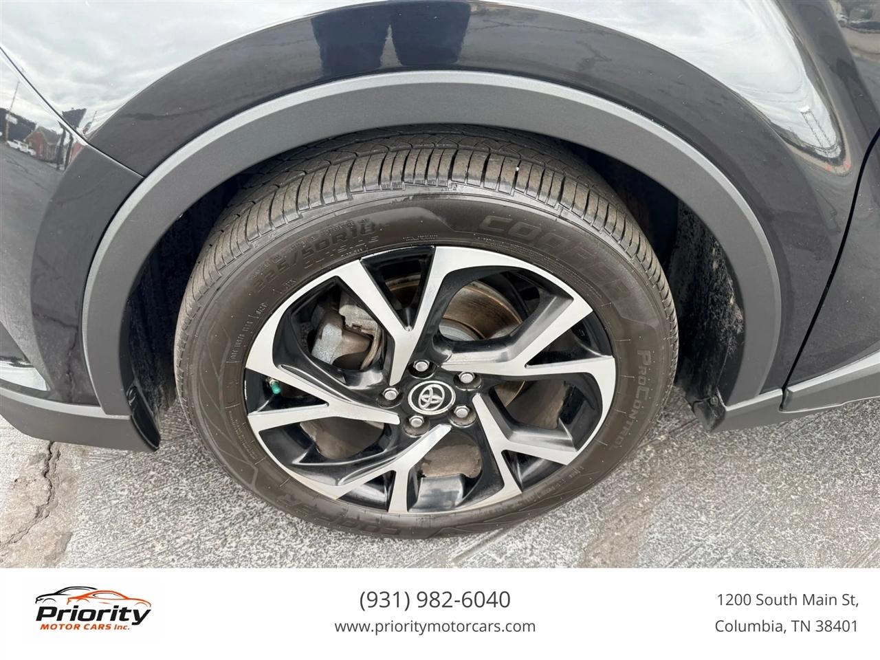 Toyota C-HR XLE 2019