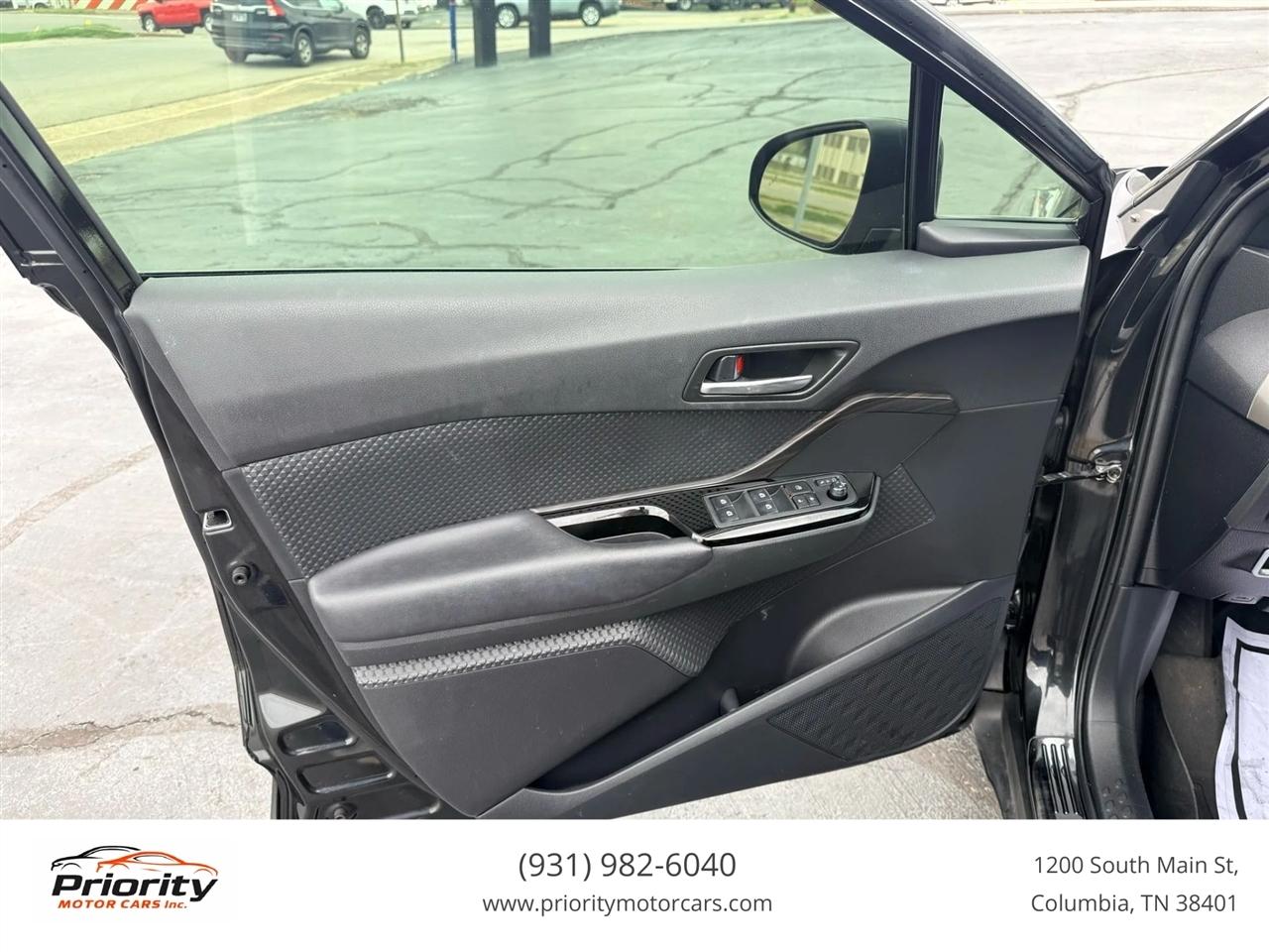 Toyota C-HR XLE 2019