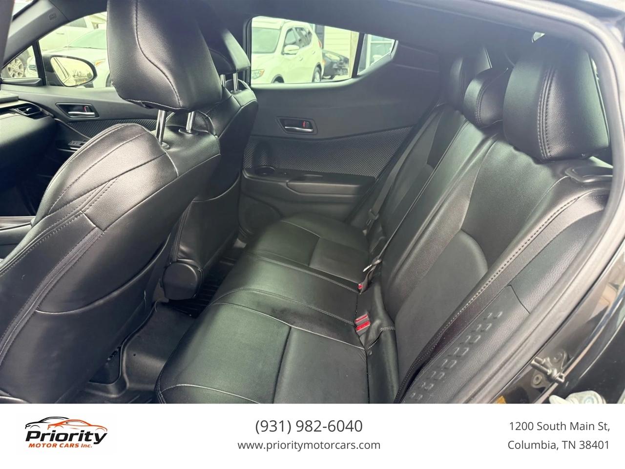 Toyota C-HR XLE 2019