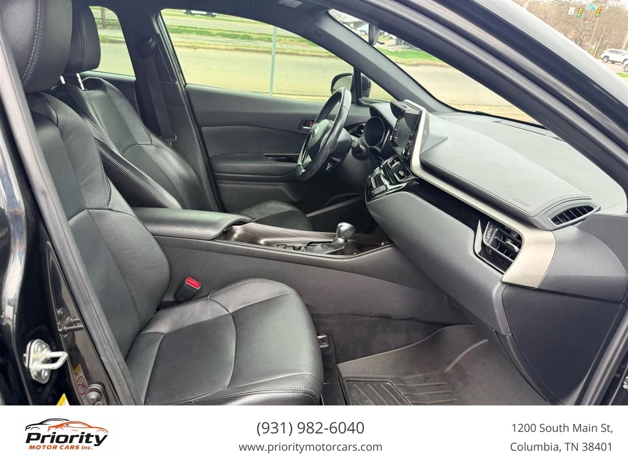 Toyota C-HR XLE 2019