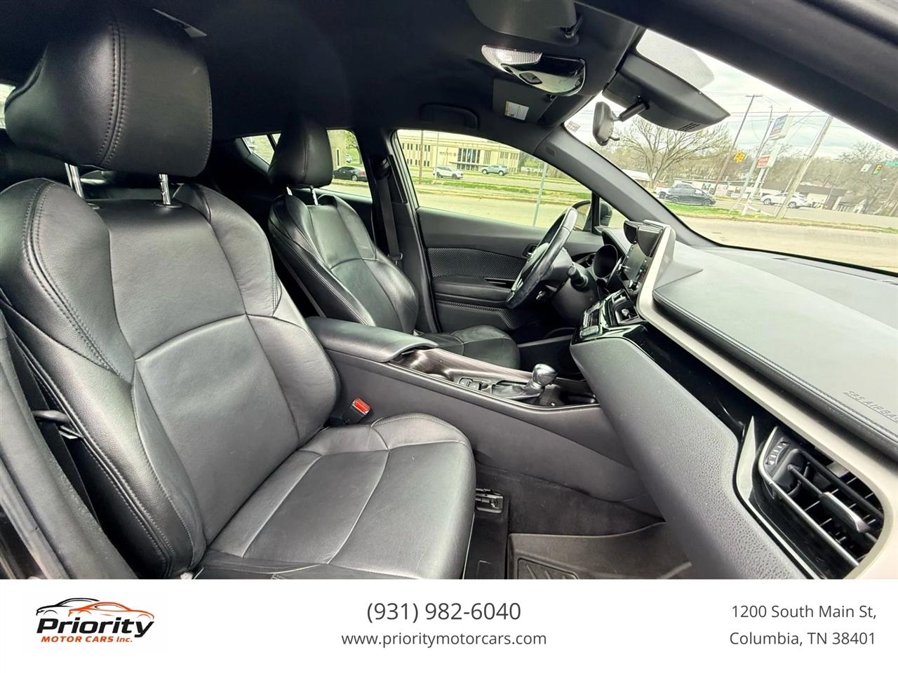 Toyota C-HR XLE 2019