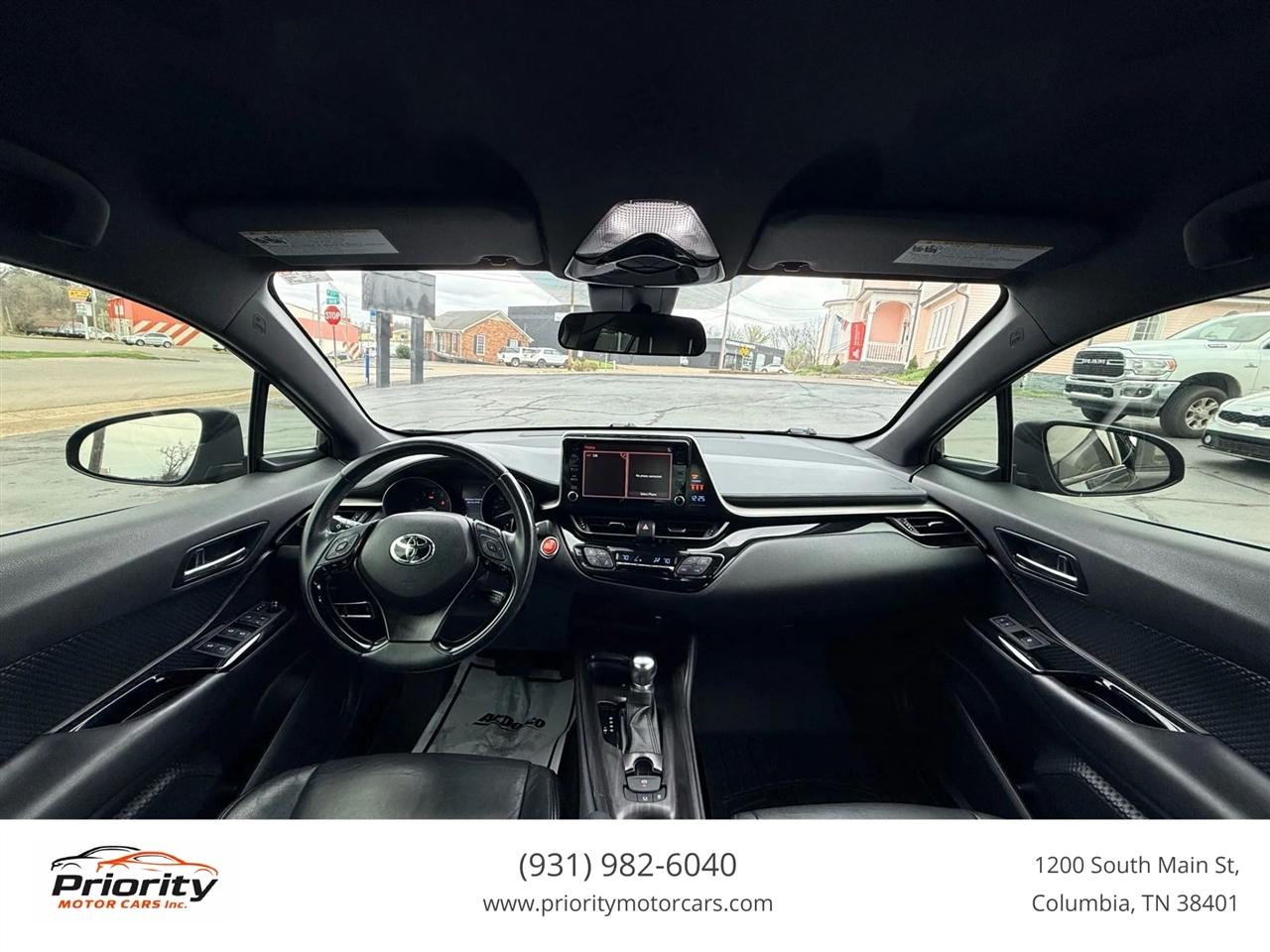 Toyota C-HR XLE 2019