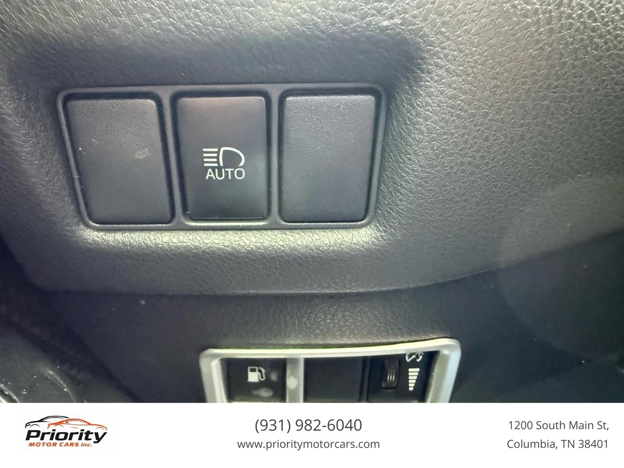 Toyota C-HR XLE 2019