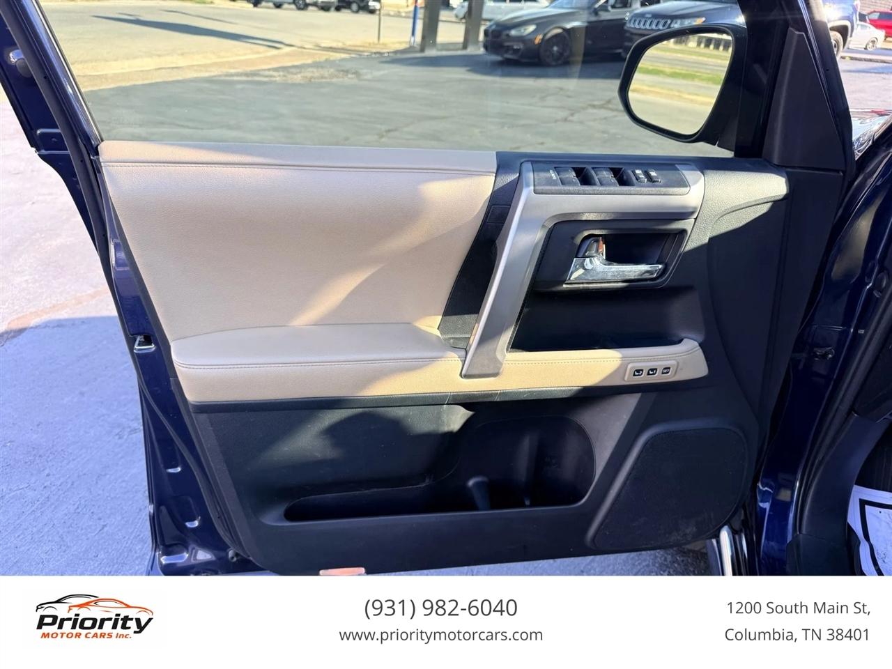 Toyota 4Runner Limited 4WD V6 2016