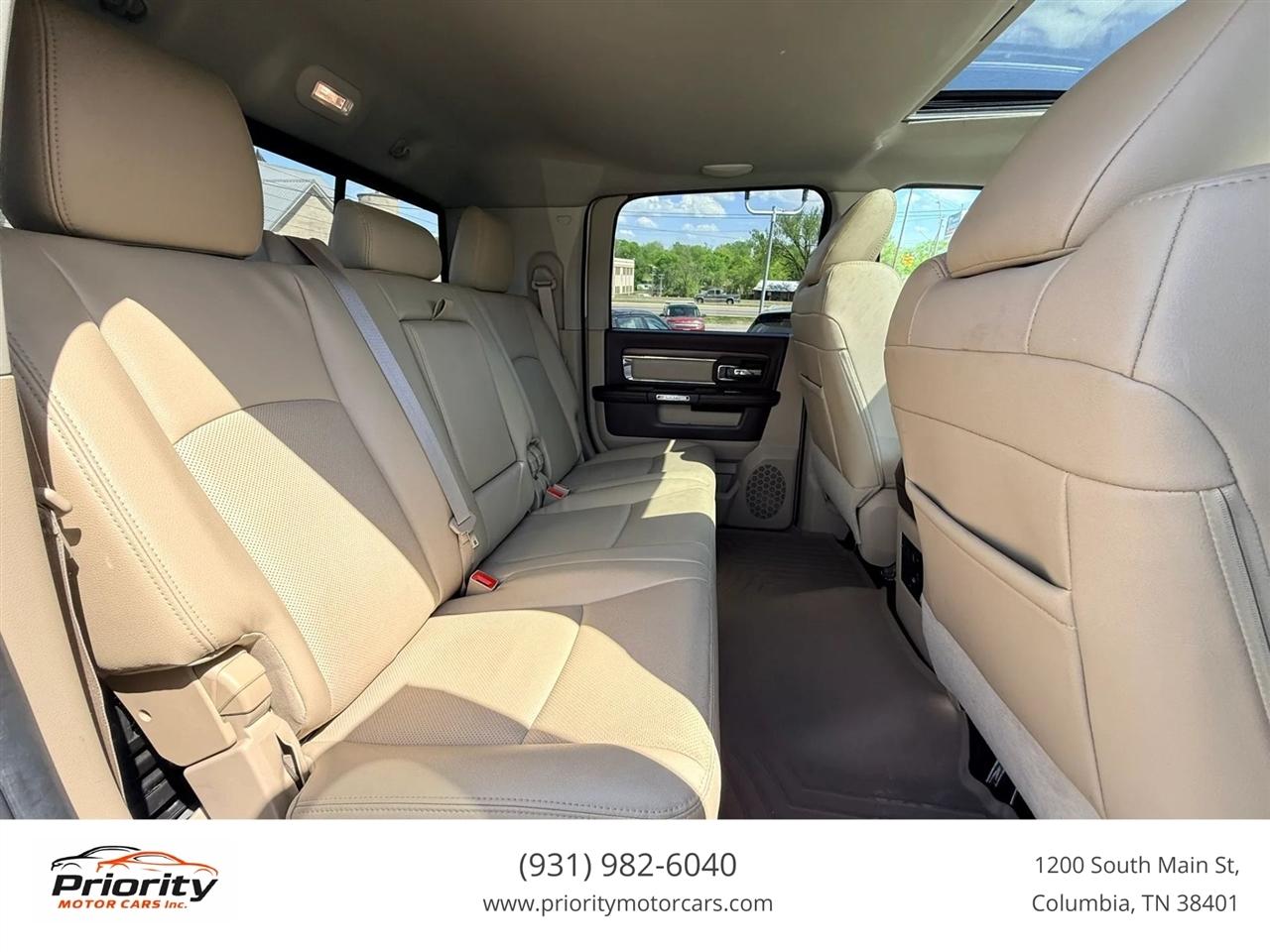 RAM 3500 Laramie Mega Cab 4WD DRW 2014