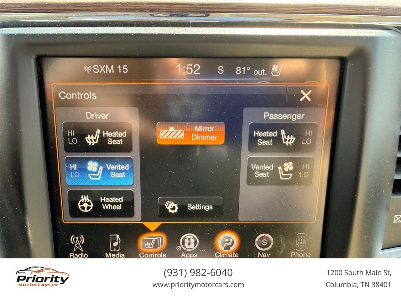 RAM 3500 Laramie Mega Cab 4WD DRW 2014