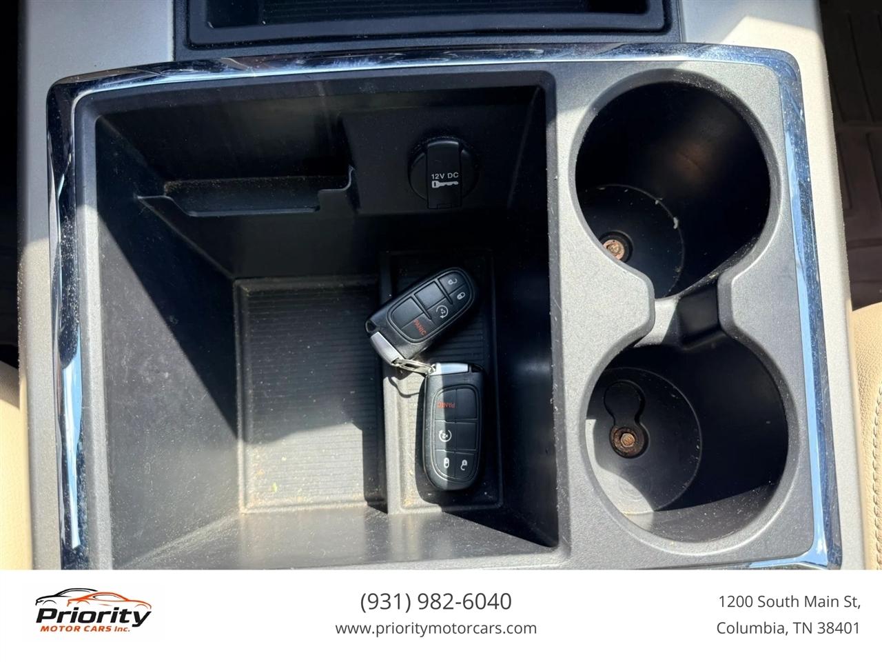 RAM 3500 Laramie Mega Cab 4WD DRW 2014