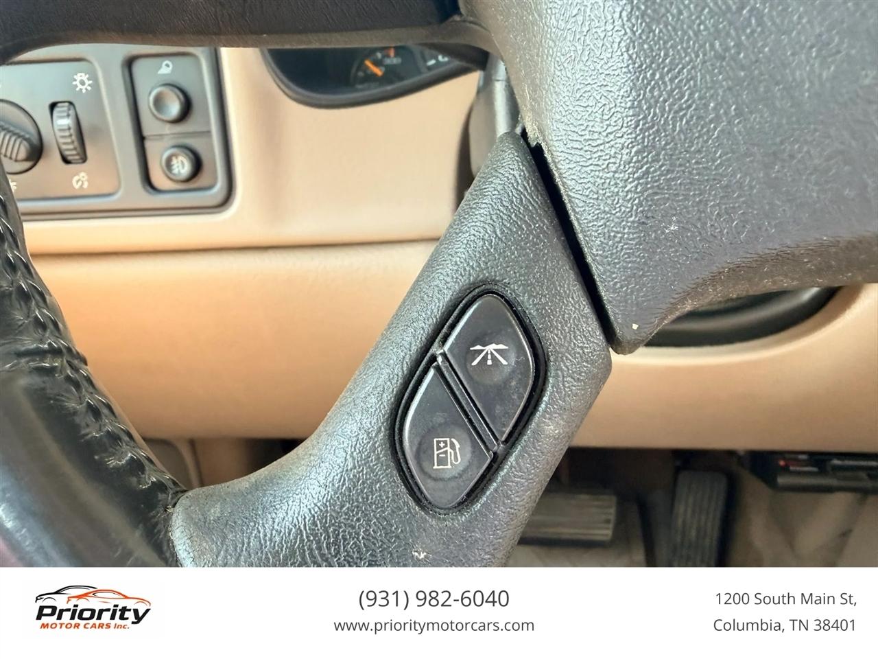 GMC Sierra 2500HD SLE Crew Cab Short Bed 4WD 2003