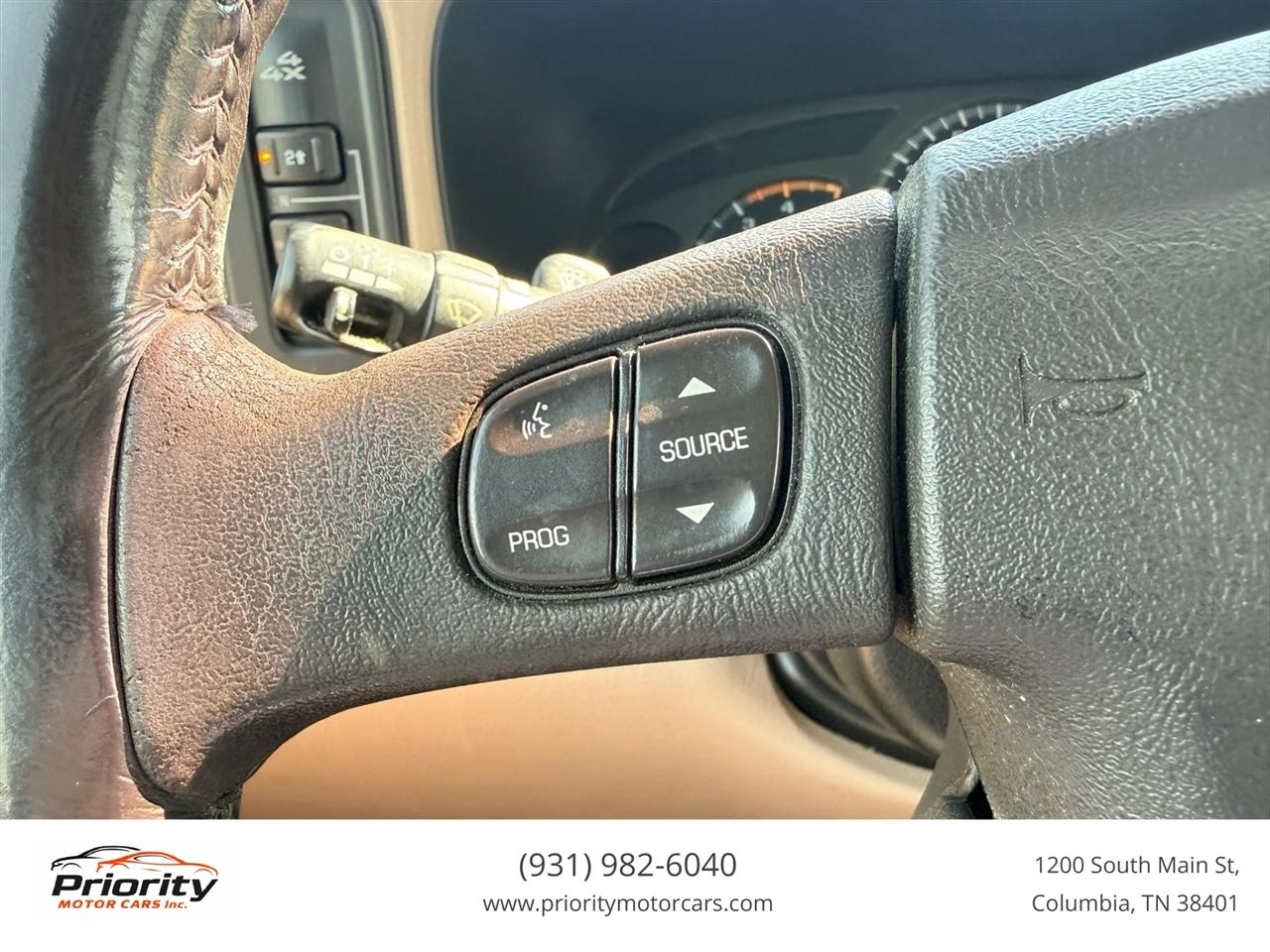 GMC Sierra 2500HD SLE Crew Cab Short Bed 4WD 2003