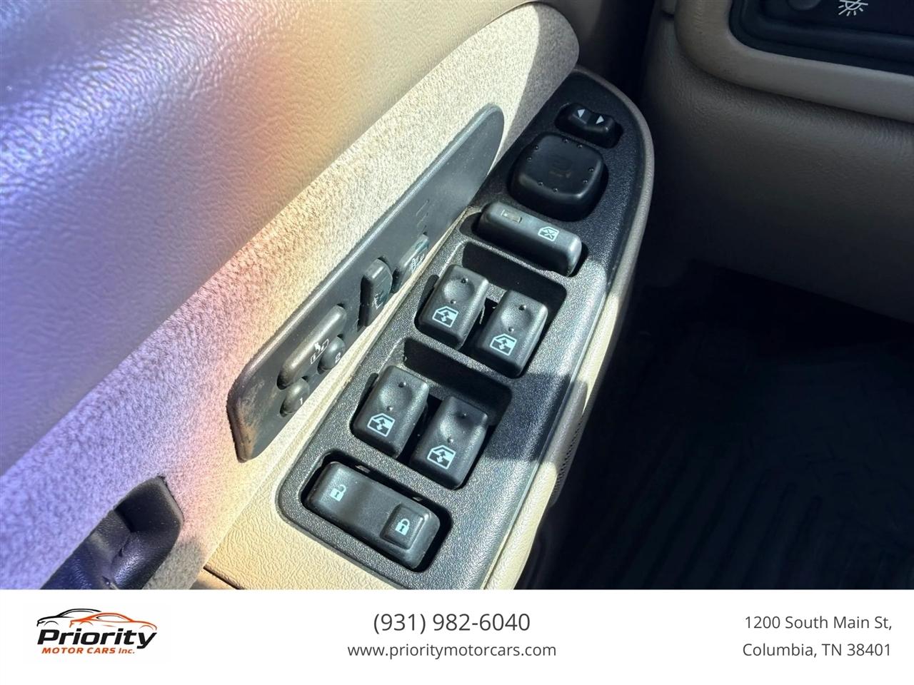 GMC Sierra 2500HD SLE Crew Cab Short Bed 4WD 2003