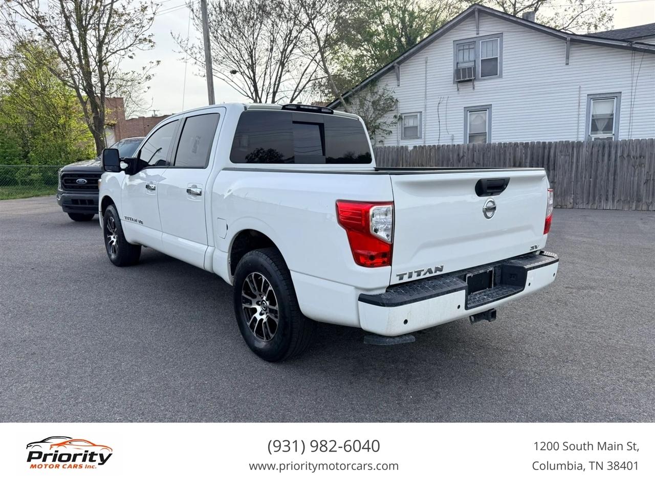 Nissan Titan SV Crew Cab 2WD 2020