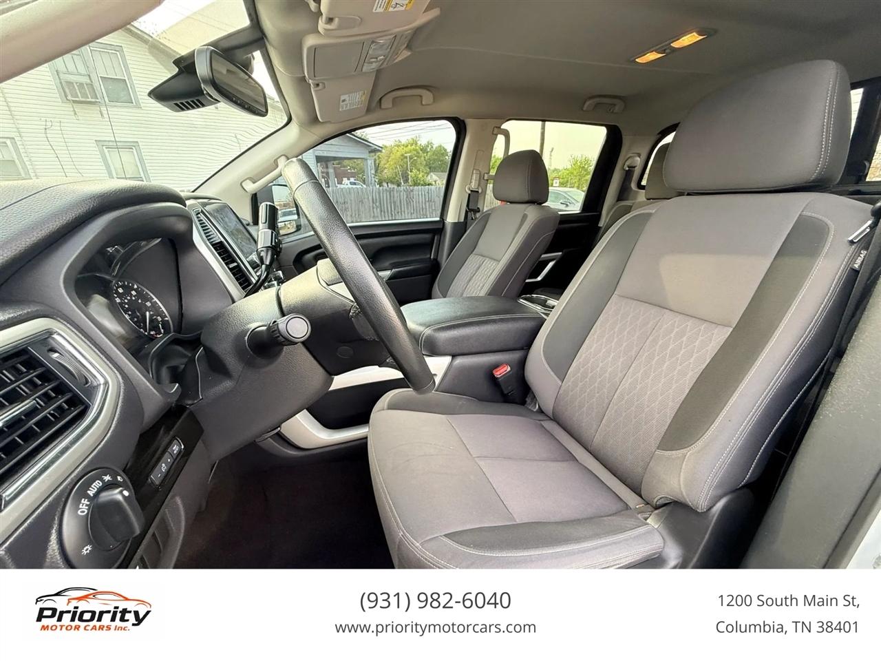 Nissan Titan SV Crew Cab 2WD 2020