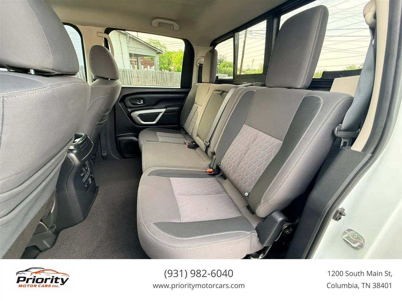 Nissan Titan SV Crew Cab 2WD 2020