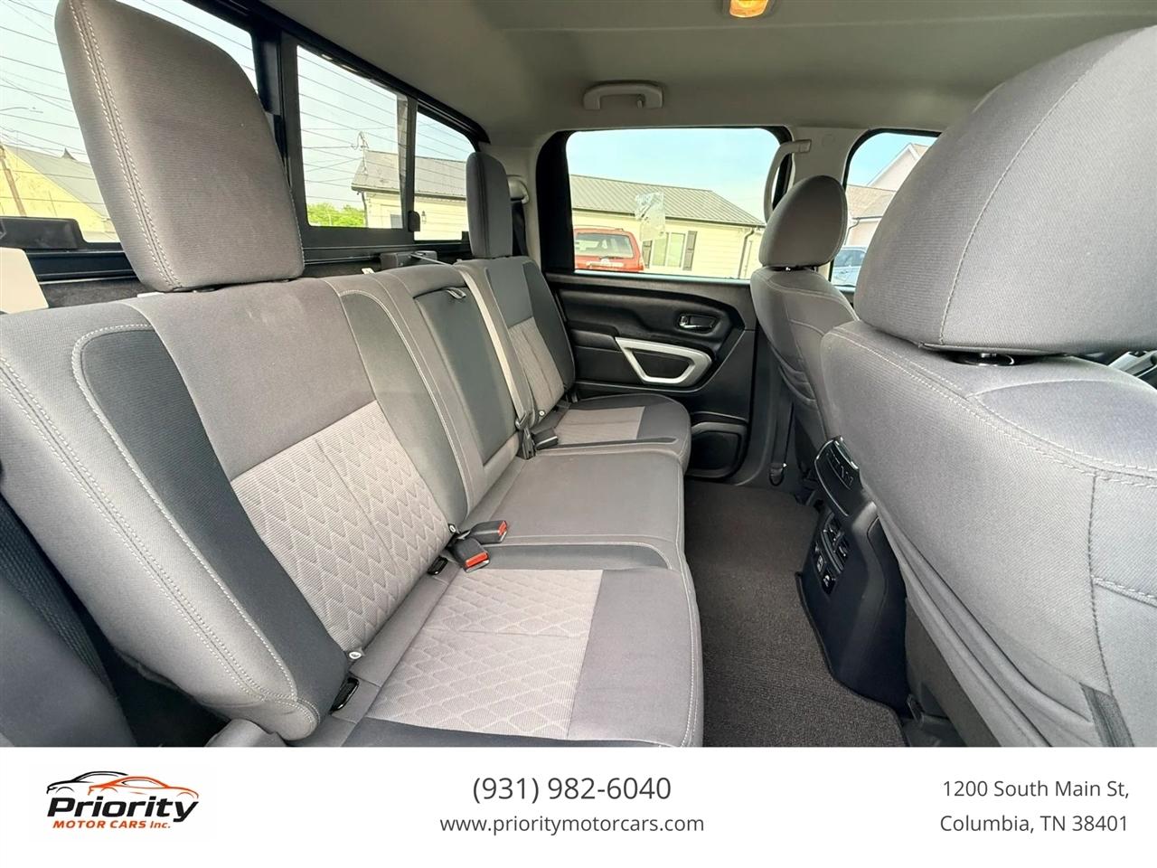 Nissan Titan SV Crew Cab 2WD 2020