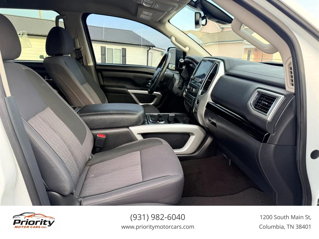 Nissan Titan SV Crew Cab 2WD 2020