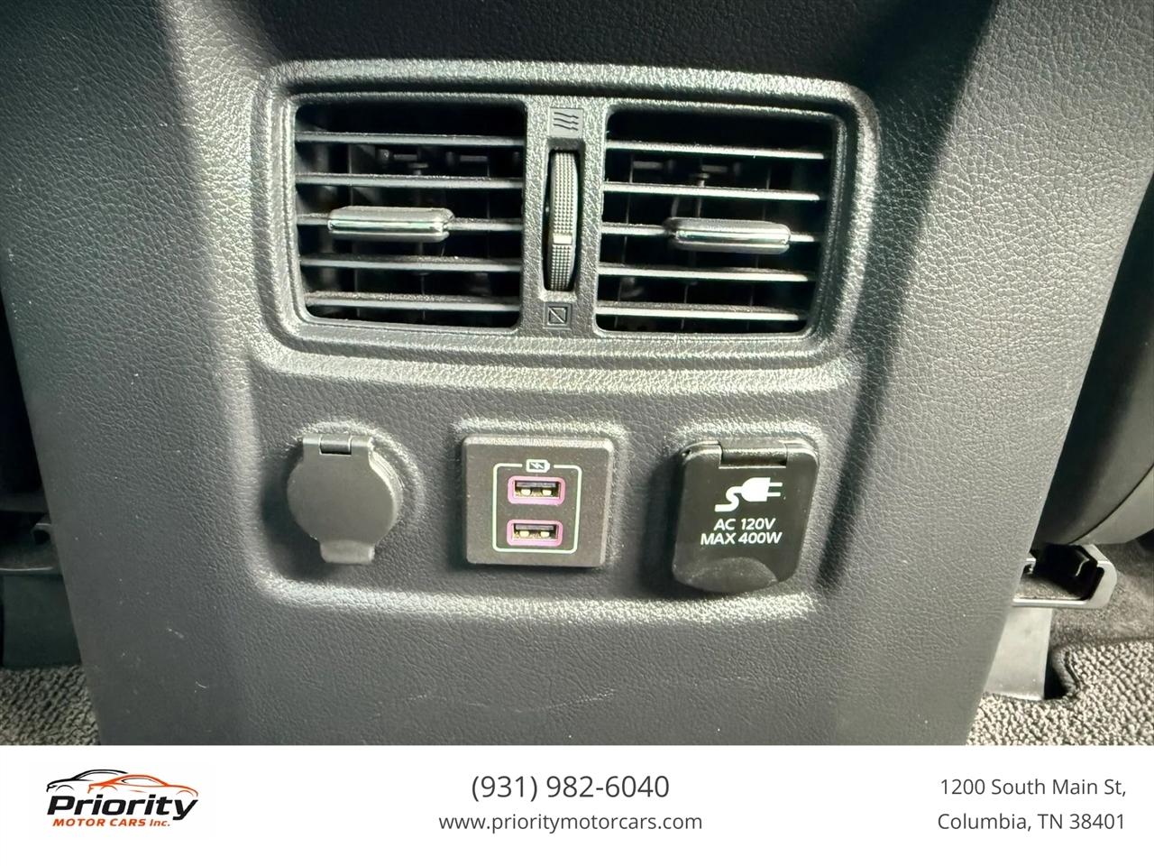 Nissan Titan SV Crew Cab 2WD 2020