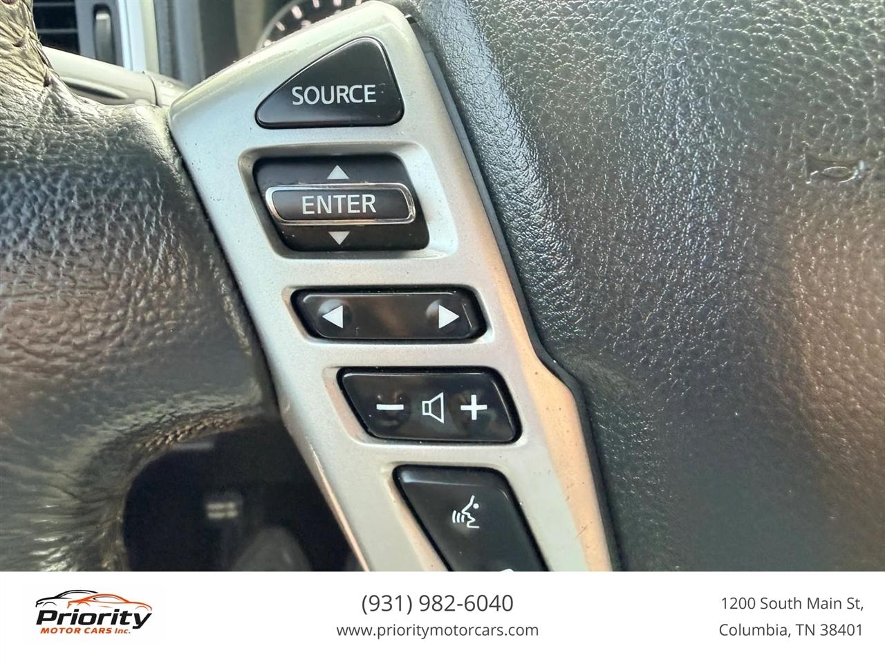 Nissan Titan SV Crew Cab 2WD 2020