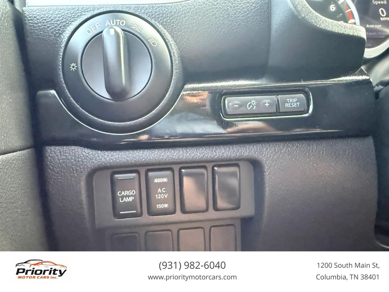 Nissan Titan SV Crew Cab 2WD 2020