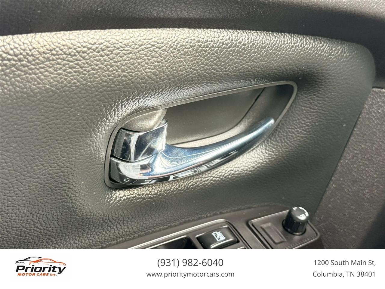 Nissan Titan SV Crew Cab 2WD 2020