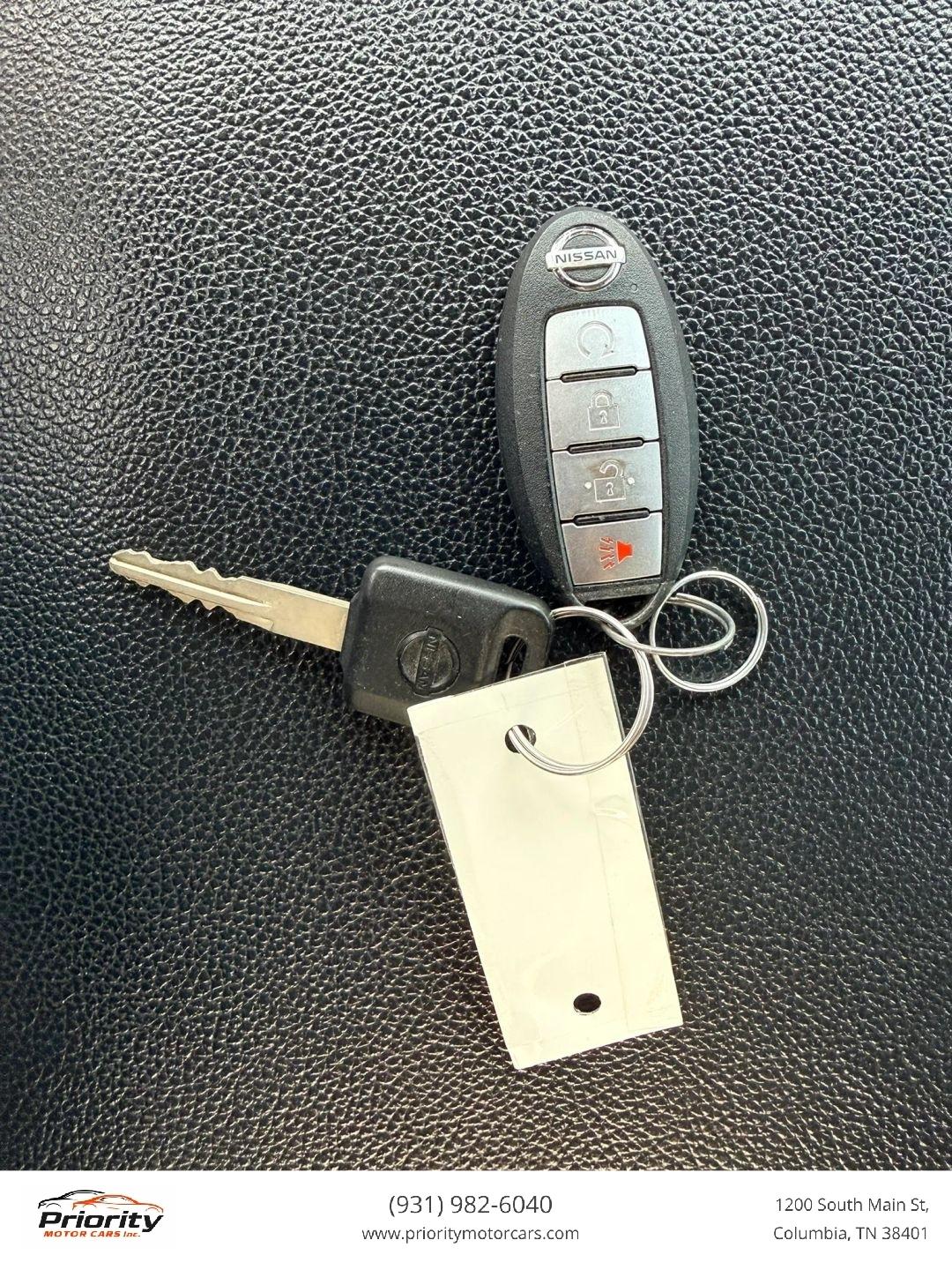 Nissan Titan SV Crew Cab 2WD 2020