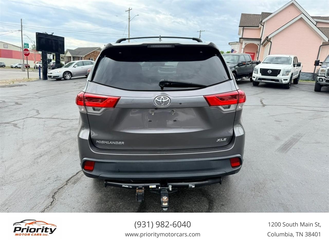 Toyota Highlander XLE FWD V6 2019
