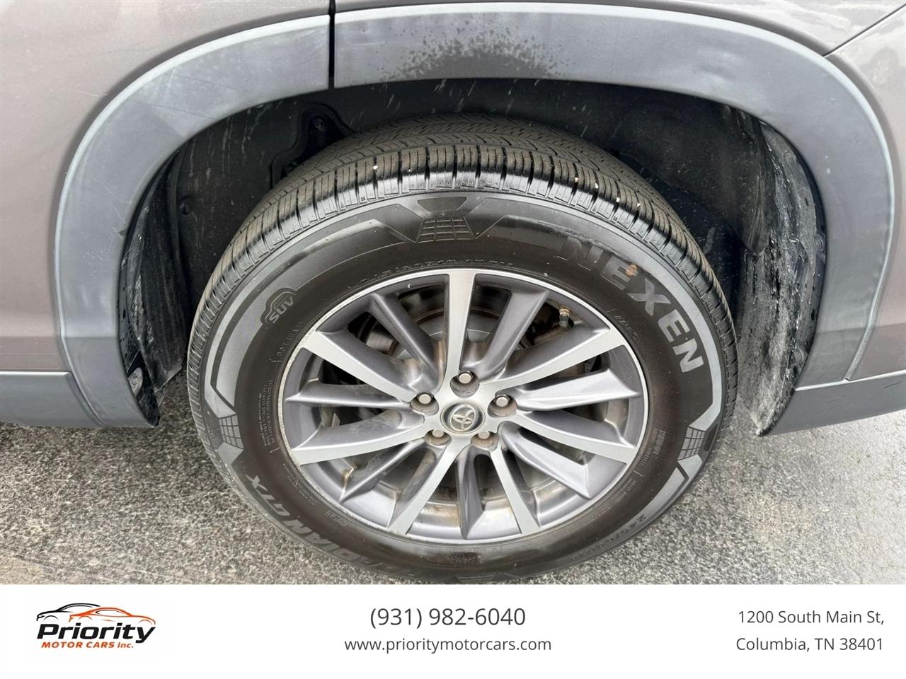 Toyota Highlander XLE FWD V6 2019