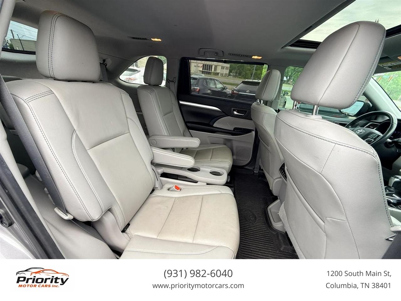 Toyota Highlander XLE FWD V6 2019