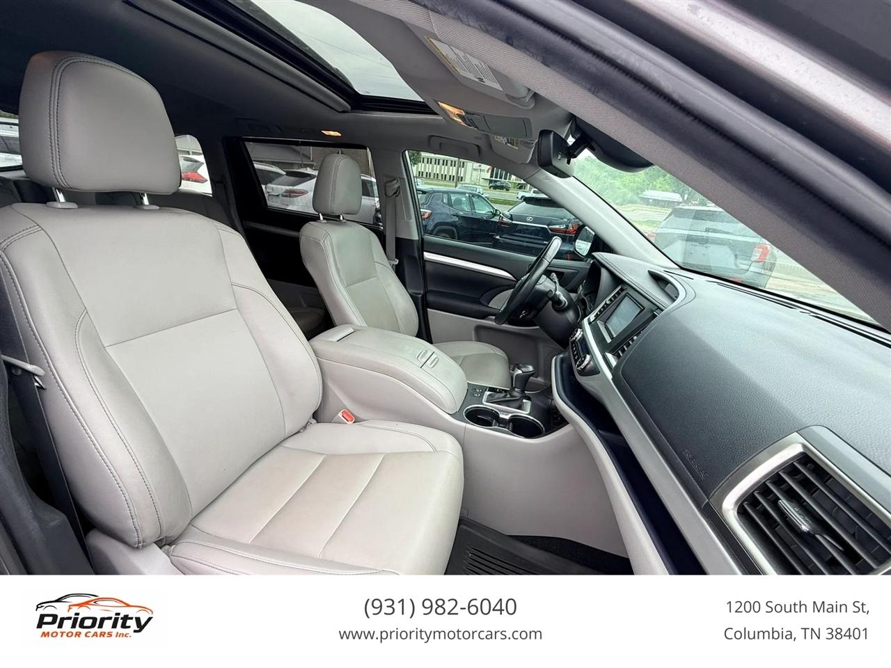 Toyota Highlander XLE FWD V6 2019