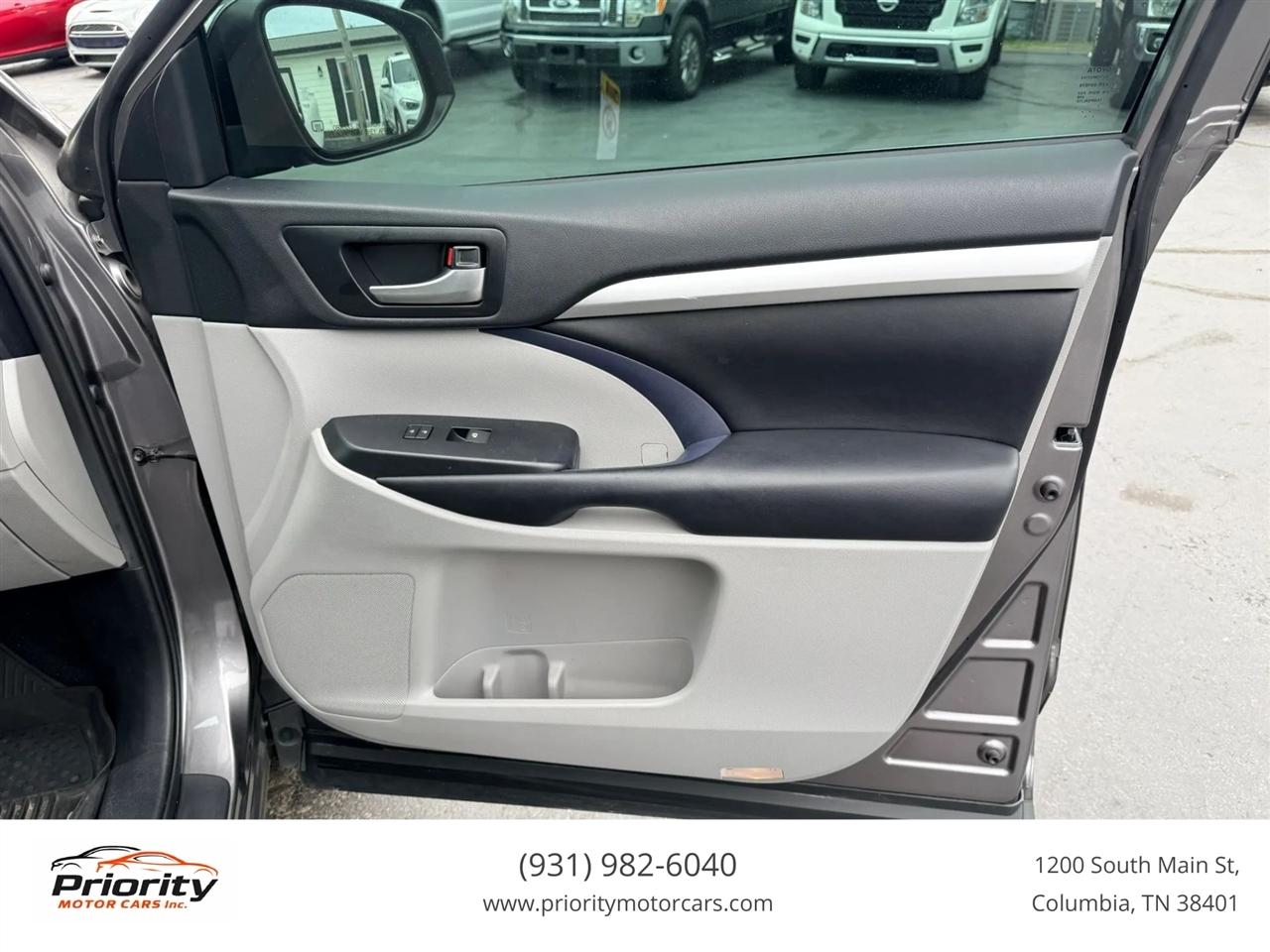 Toyota Highlander XLE FWD V6 2019