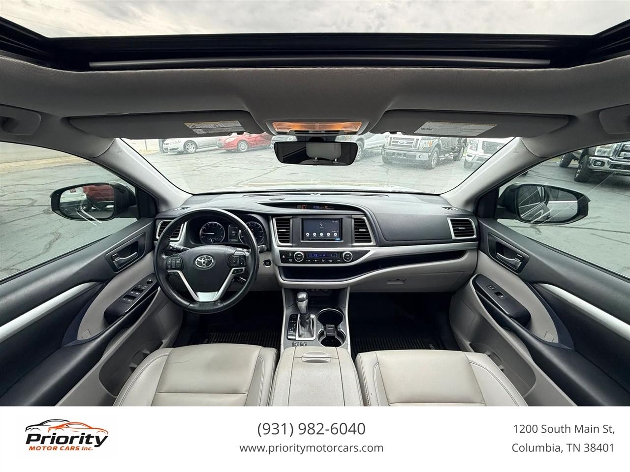 Toyota Highlander XLE FWD V6 2019