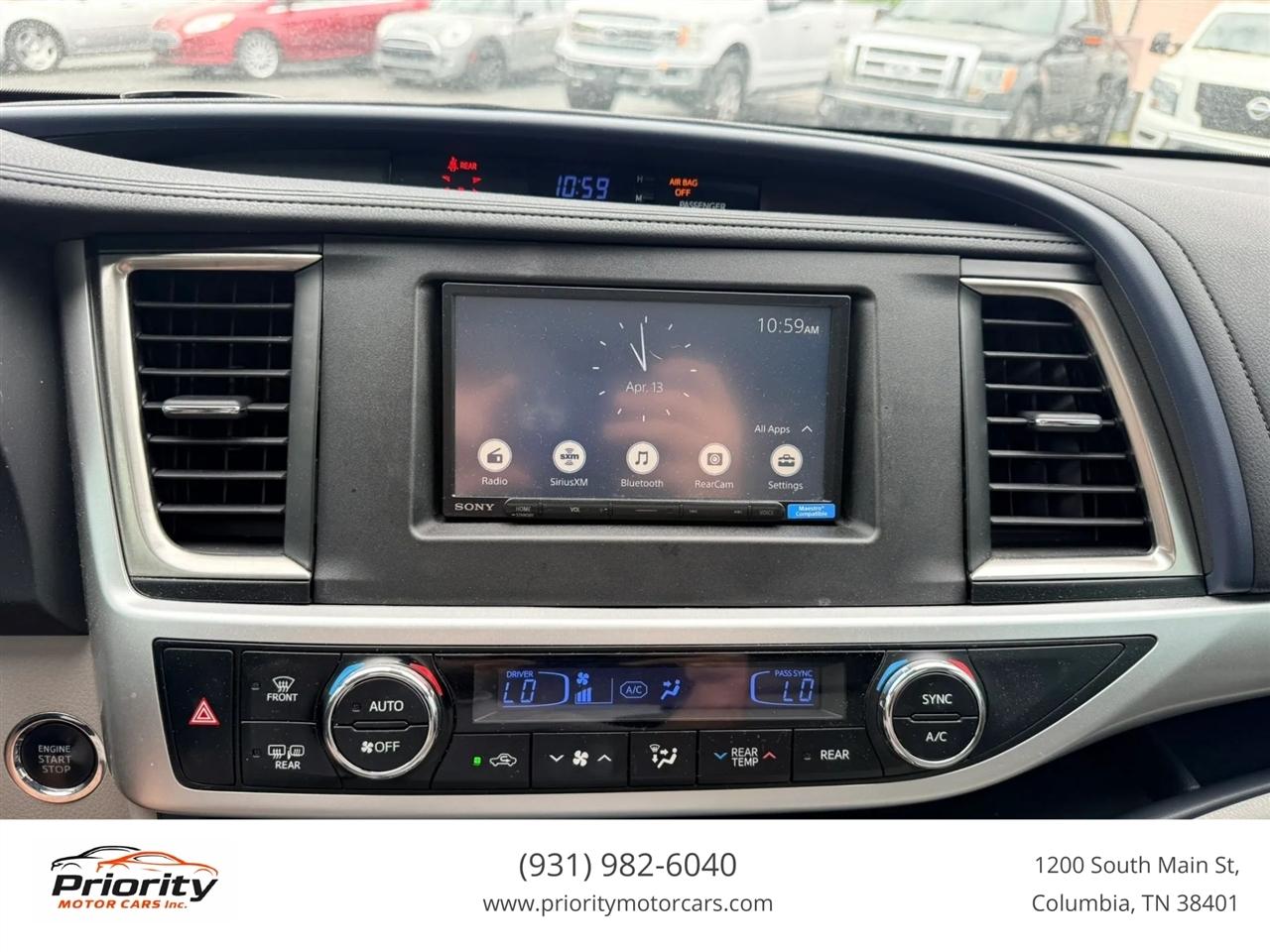 Toyota Highlander XLE FWD V6 2019