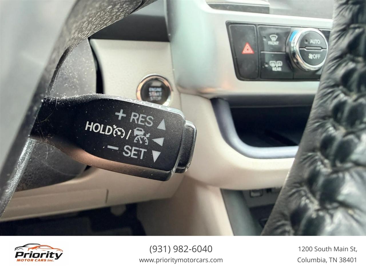 Toyota Highlander XLE FWD V6 2019