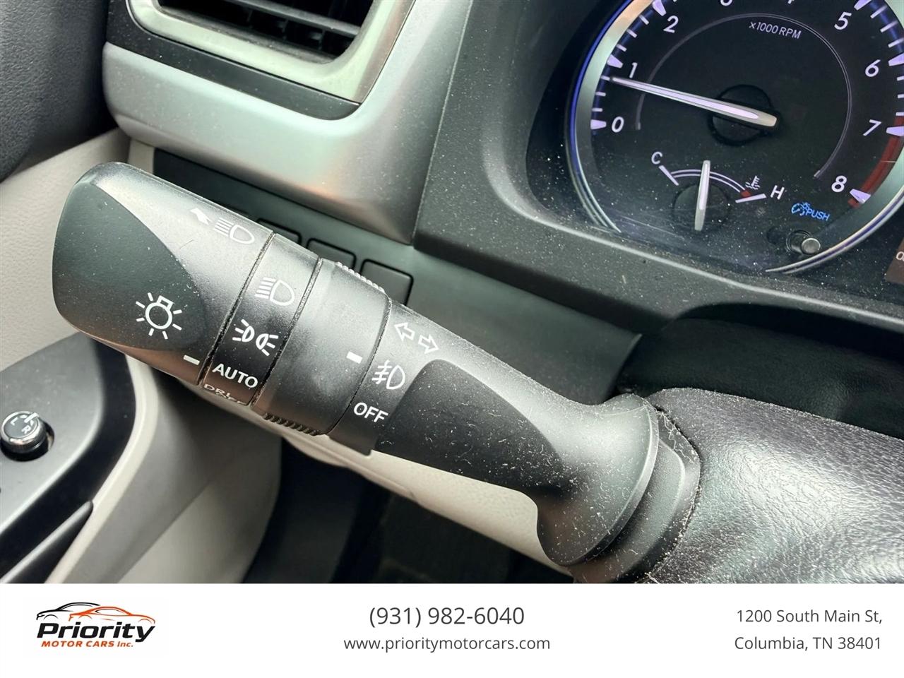 Toyota Highlander XLE FWD V6 2019