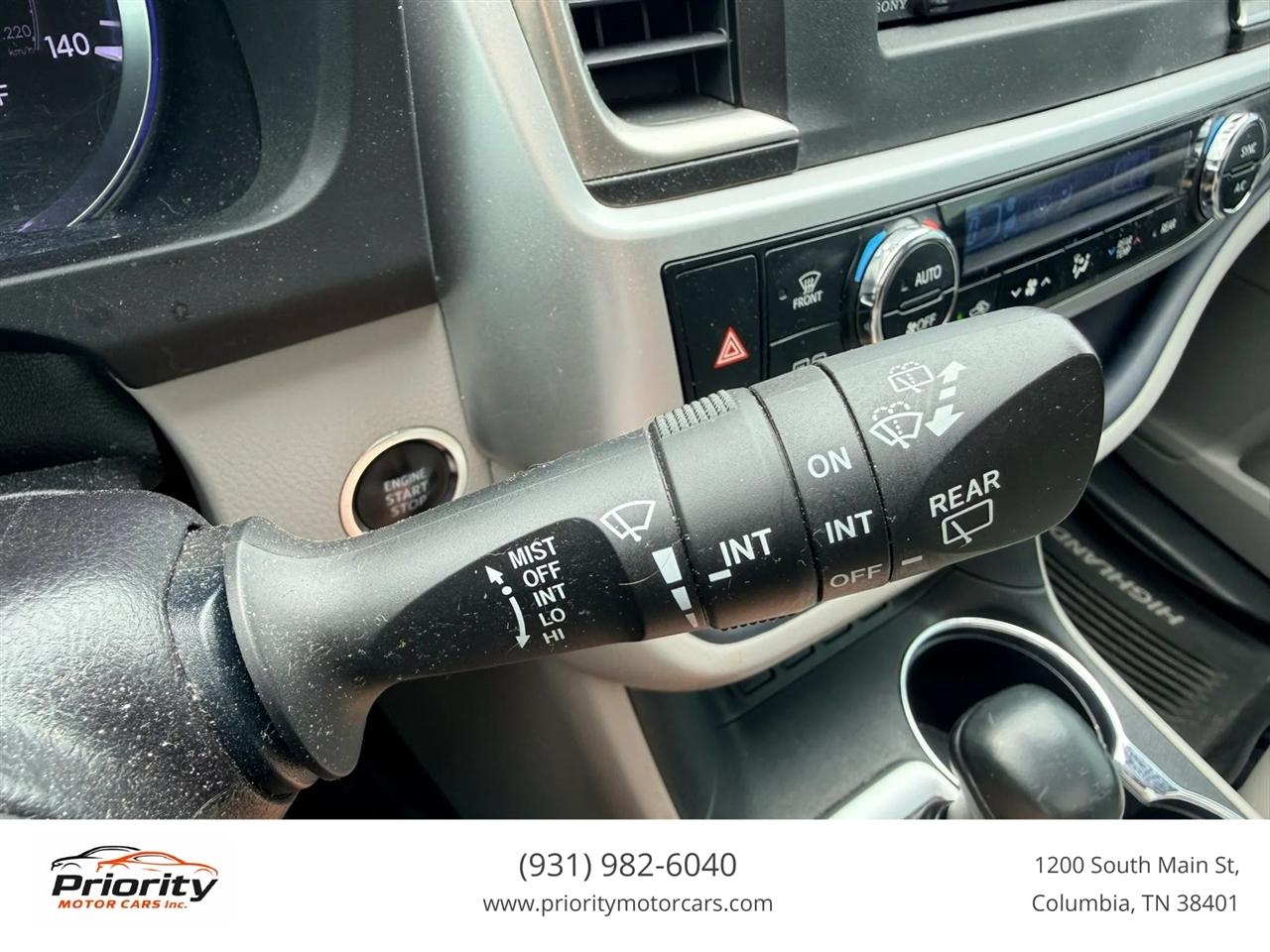 Toyota Highlander XLE FWD V6 2019