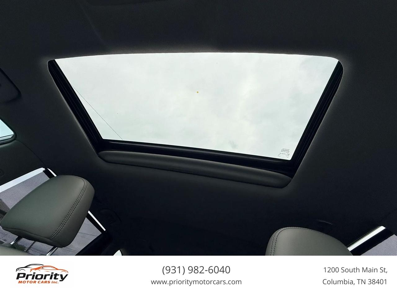 Toyota Highlander XLE FWD V6 2019