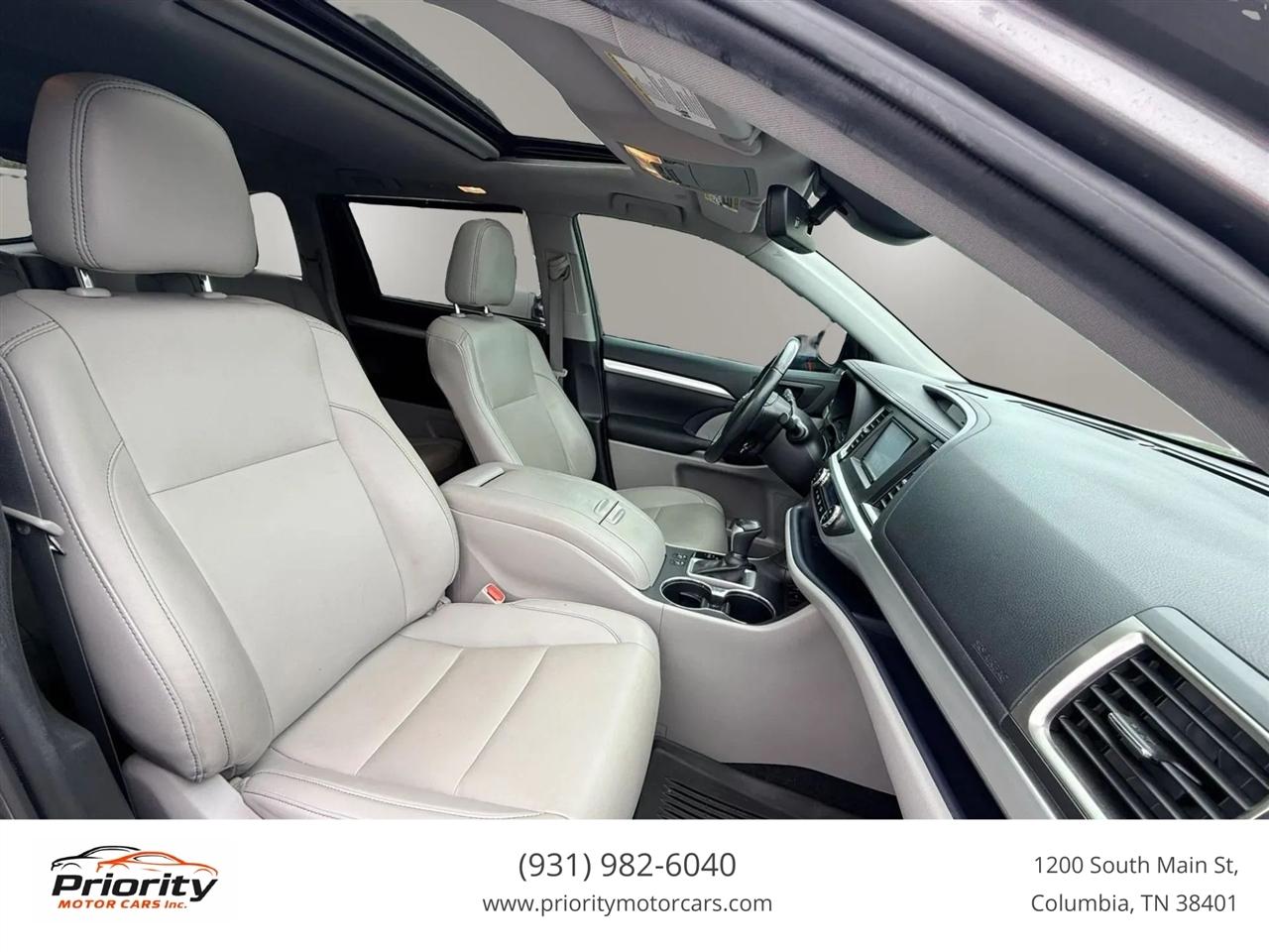 Toyota Highlander XLE FWD V6 2019