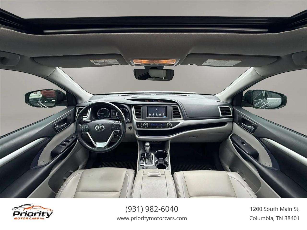 Toyota Highlander XLE FWD V6 2019