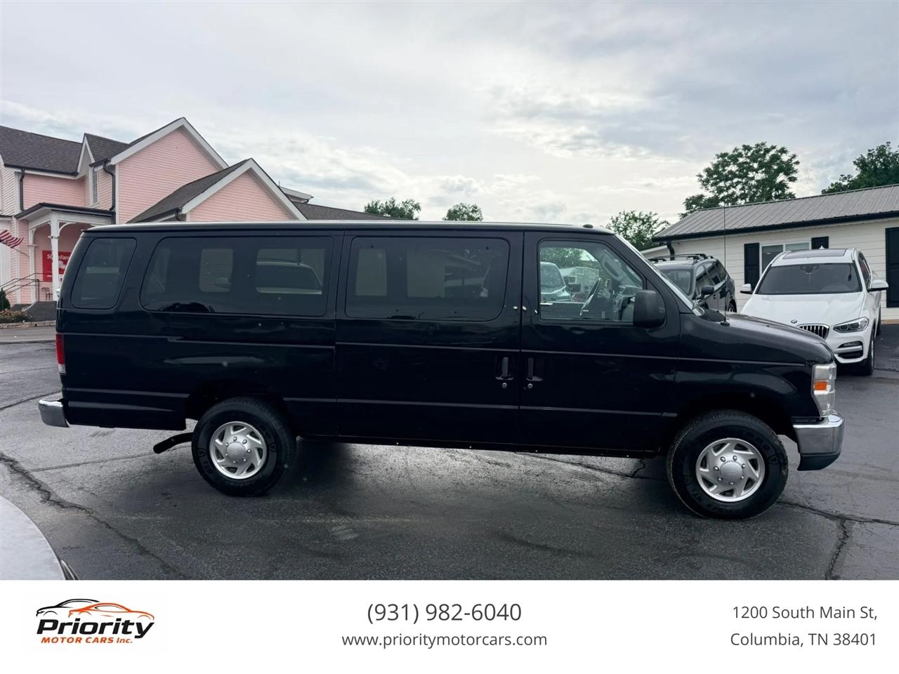 Ford Econoline E-250 Extended 2012