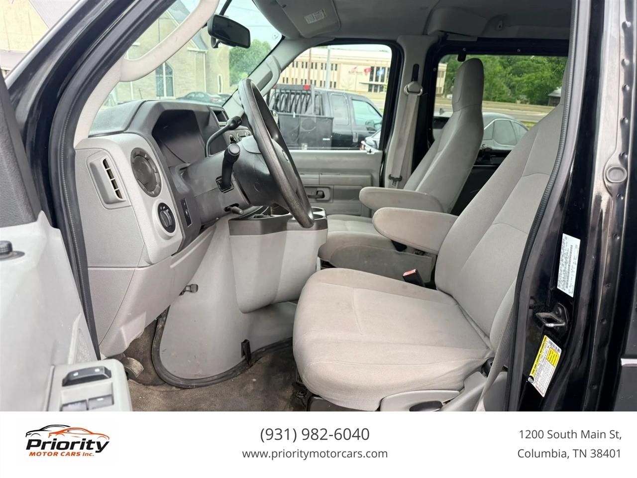 Ford Econoline E-250 Extended 2012