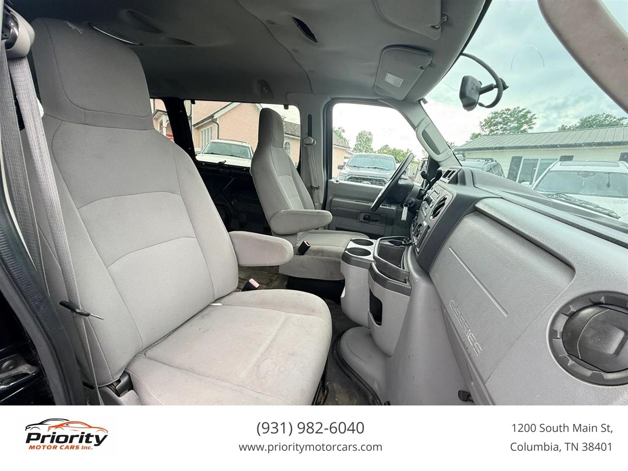 Ford Econoline E-250 Extended 2012