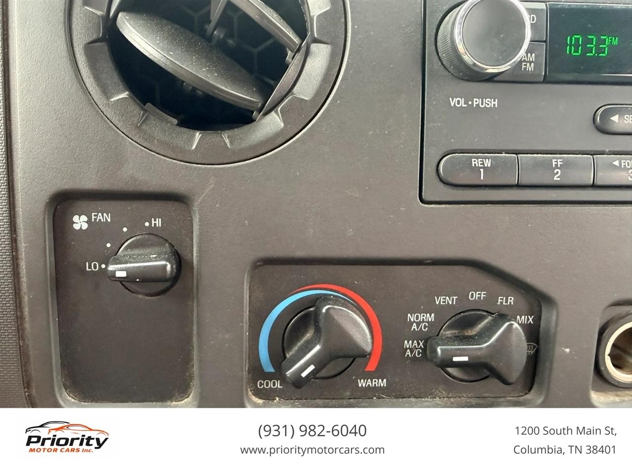 Ford Econoline E-250 Extended 2012