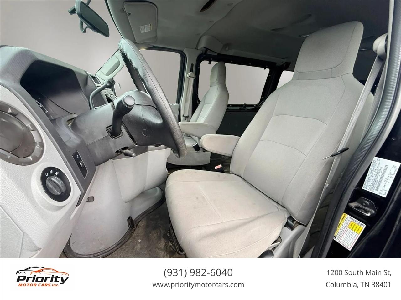 Ford Econoline E-250 Extended 2012