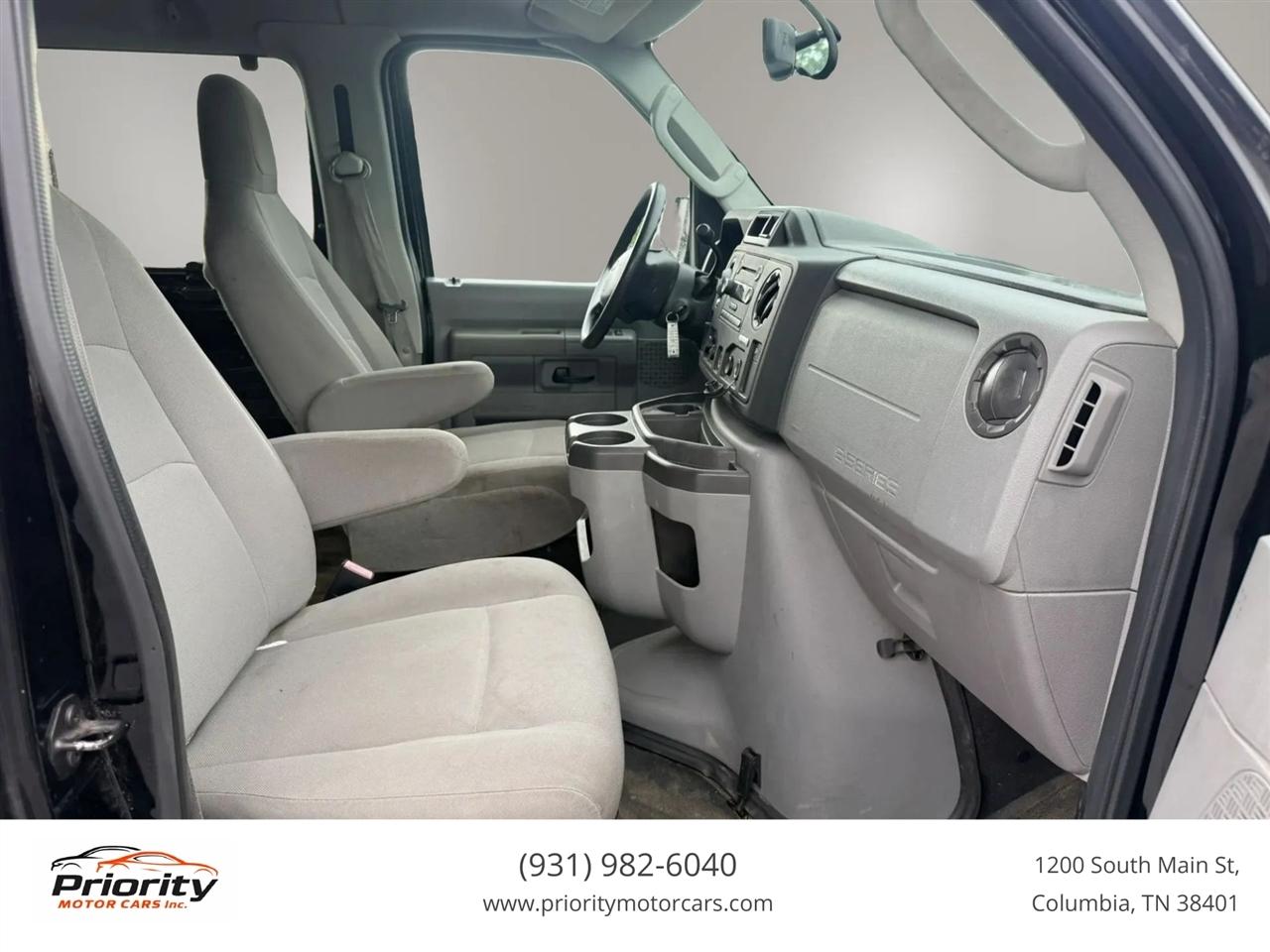 Ford Econoline E-250 Extended 2012
