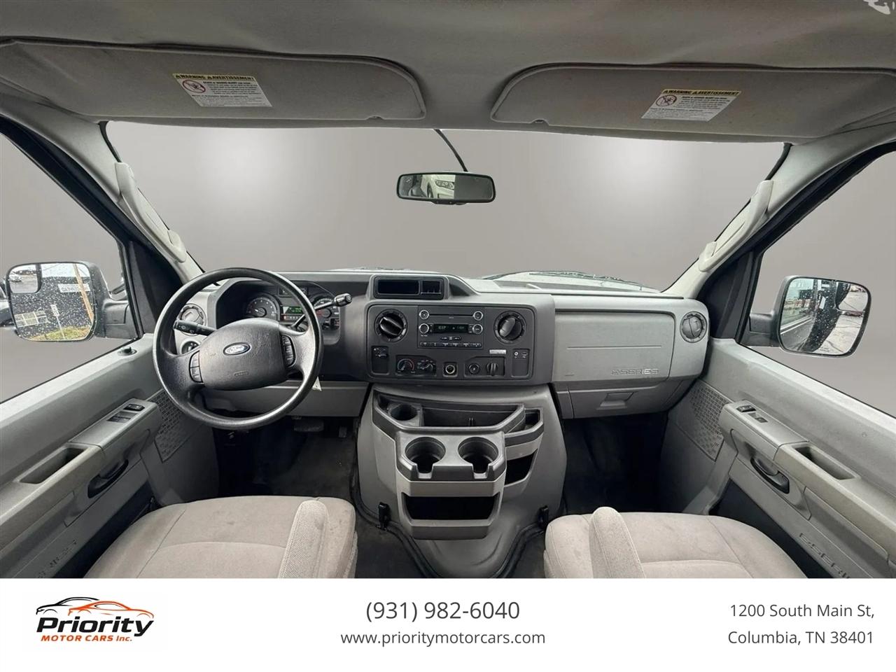 Ford Econoline E-250 Extended 2012