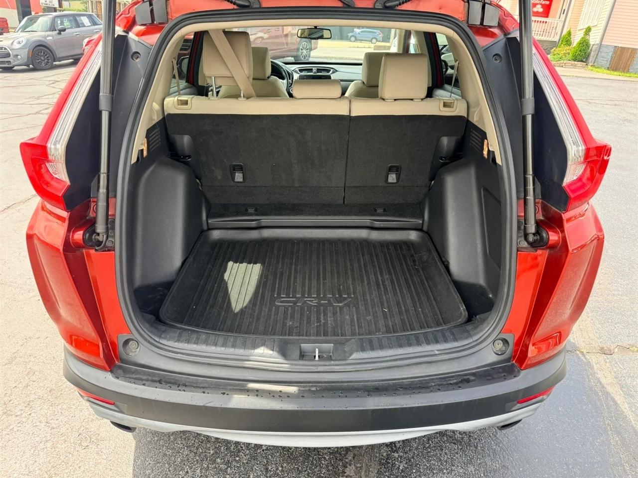 2018 Honda CR-V Touring - Photo 19