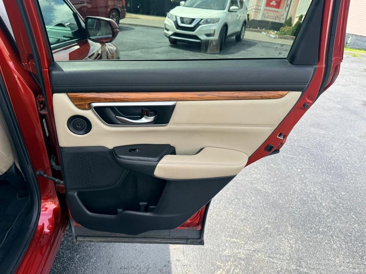 2018 Honda CR-V Touring - Photo 25