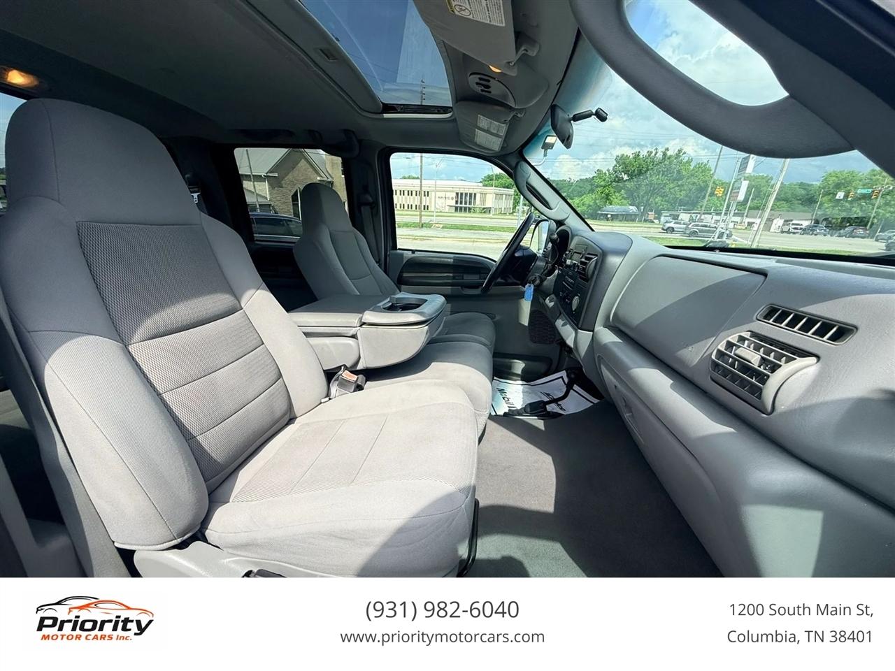 Ford F-350 SD XLT Crew Cab 4WD 2005
