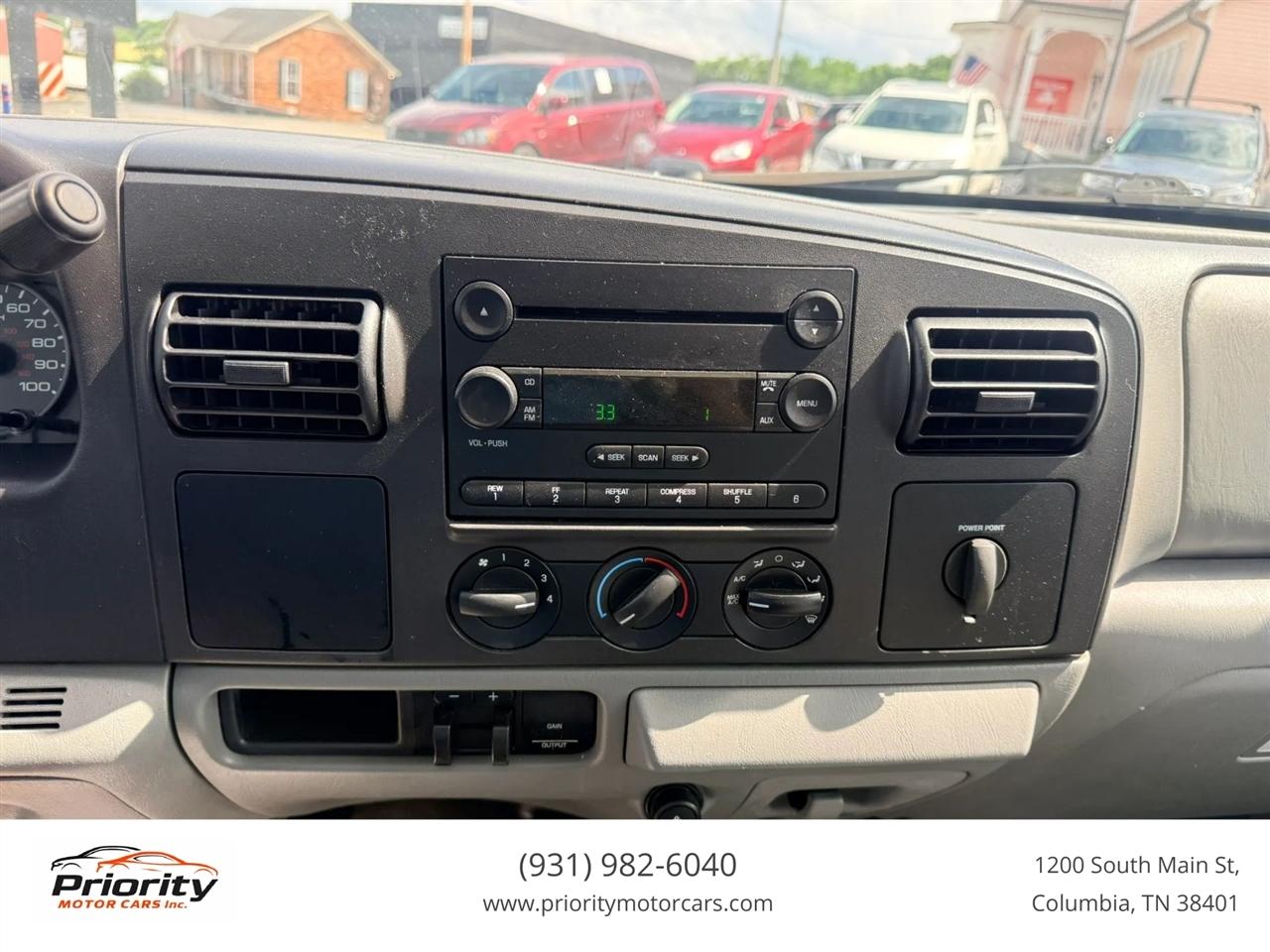 Ford F-350 SD XLT Crew Cab 4WD 2005