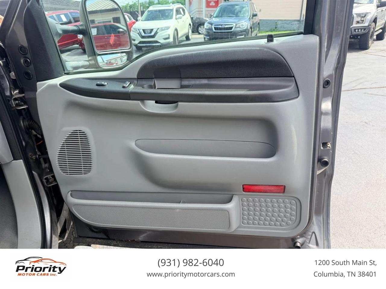Ford F-350 SD XLT Crew Cab 4WD 2005